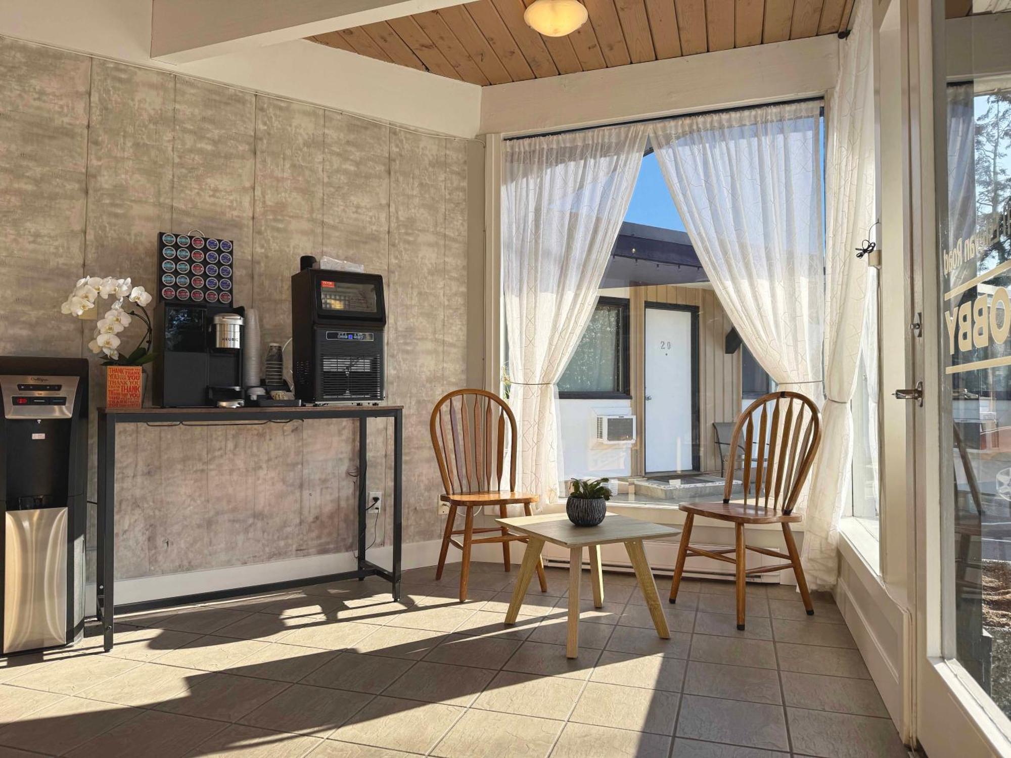 Departure Bay Motel Nanaïmo Extérieur photo